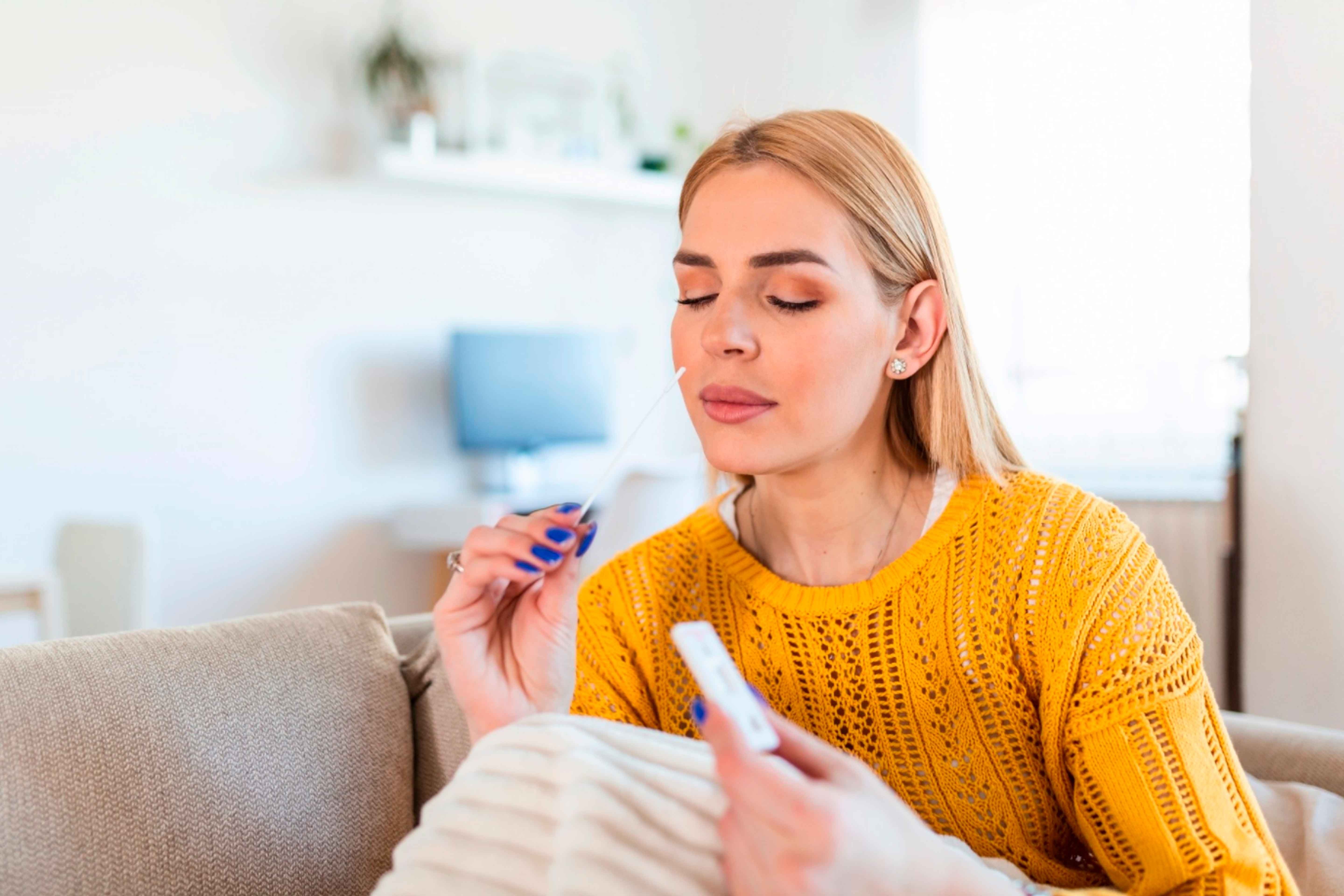 El aumento de los casos de Covid y la nueva variante Ómicron